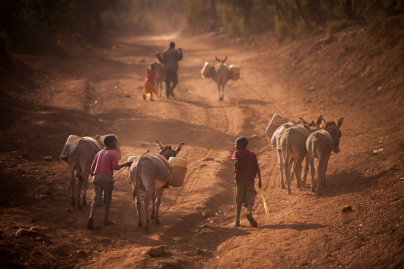 Culture_in_the_Crater_for_Rustic_Pathways_20110804_photo_by_Justin_Kase_Conder_0381