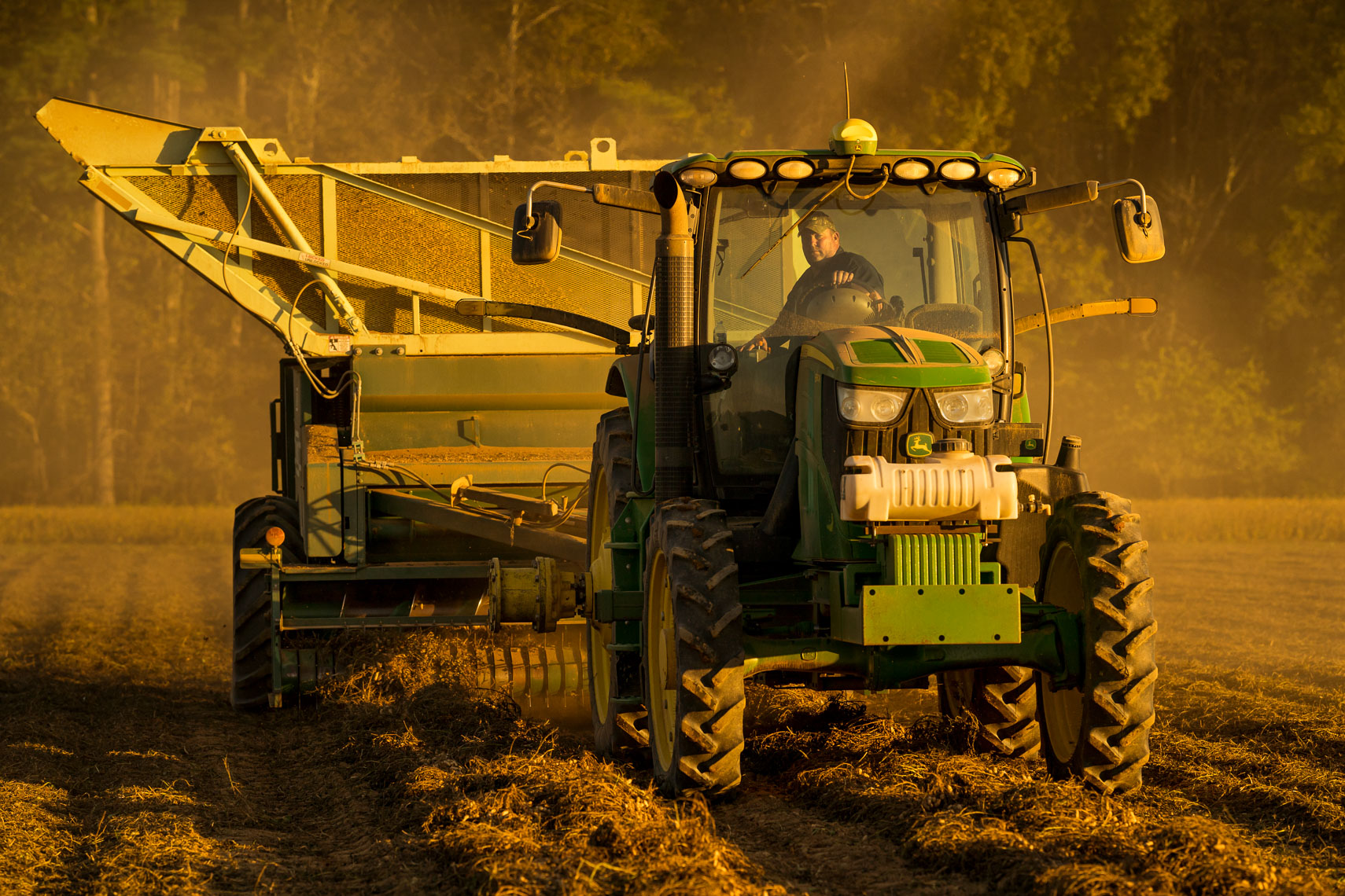 Peanut_Farming_for_Fleming_Brothers_Farms_20201014_by_Justin_Kase_Conder_0094-Edit_Retouched